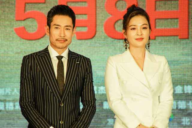 成泰燊出席《大牧歌》发布会 变身潮范大叔夺人眼球