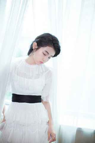 张子枫首次挑战感情戏 网友：枫妹长大了