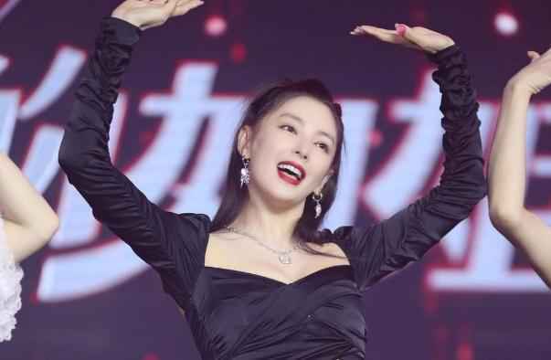 “85花”洗牌，张小斐童瑶等凭实力出圈，赵丽颖唐嫣等光环退却