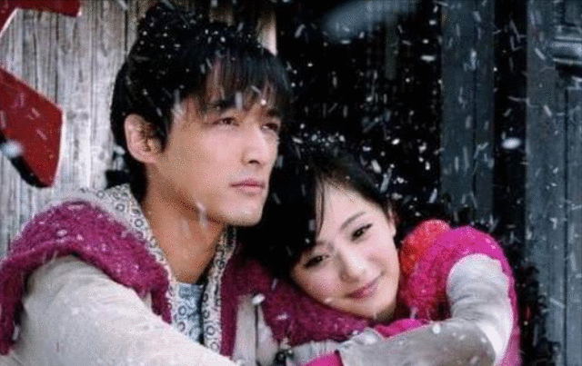 “85花”洗牌，张小斐童瑶等凭实力出圈，赵丽颖唐嫣等光环退却