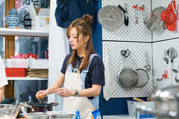 赵薇《中餐厅2》嗨歌联谊派对 鸡汤馄饨引游子乡情