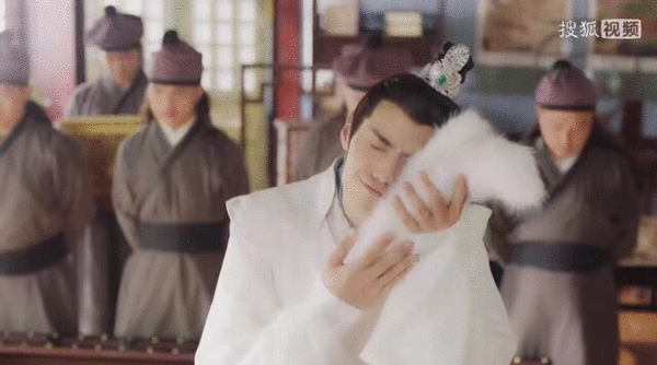 这部甜宠剧凭口碑大火，豆瓣高评7.6，短短16集全是精华