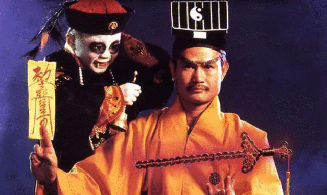 林正英后继有人，钱小豪继承衣钵搭档徐少强再战僵尸片，有内味了