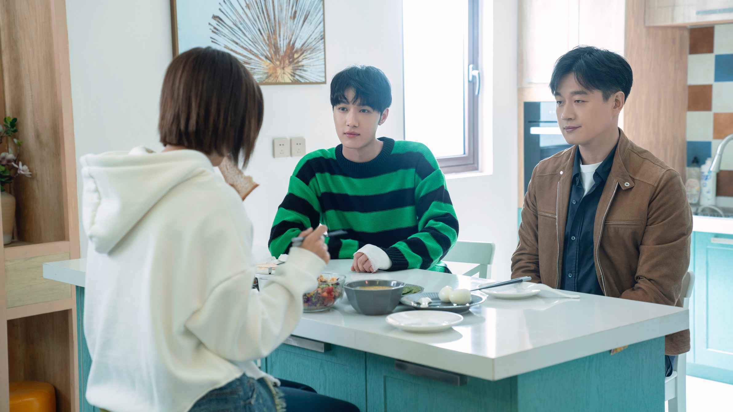 《爱的厘米》开播 陈子由化身暖男机长开启专属航线