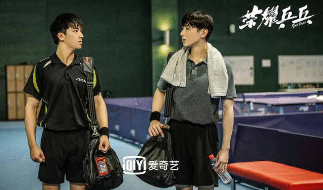 白敬亭新剧《荣耀乒乓》刚播就扑,得知原因后难怪观众翻脸不认人