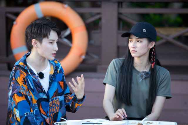 蒋璐霞刚柔并济迎风而上 热血青春火力全开