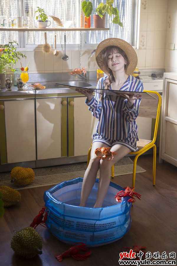 王心凌《心灵的冒险》MV今首播 一秒出境神游世界各地