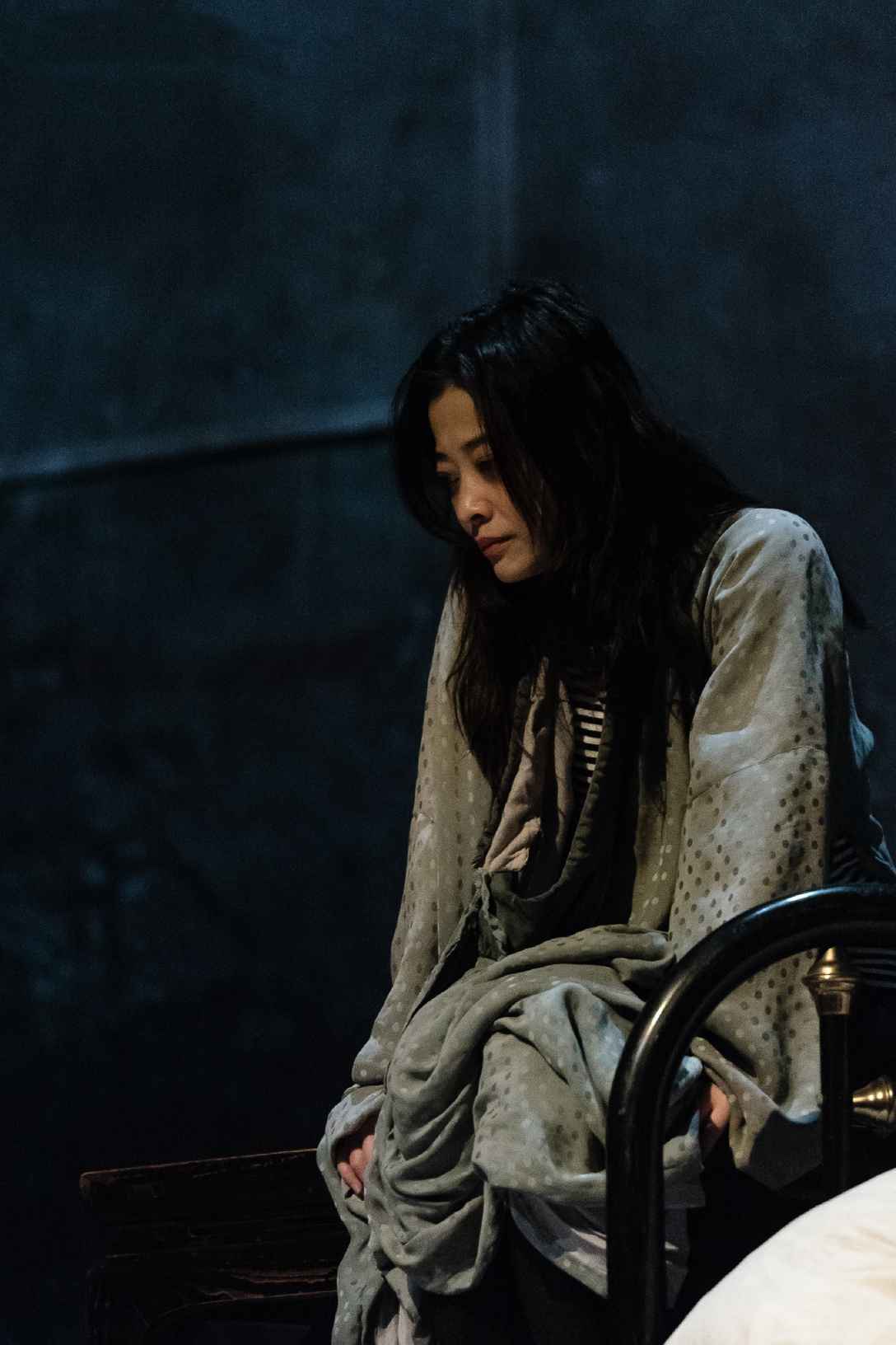 梅婷与波兰戏剧大师陆帕合作 话剧《狂人日记》哈尔滨正在首演