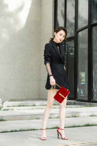 赖美云人气飙升 齐鼓文化欲打造下一个明日之星