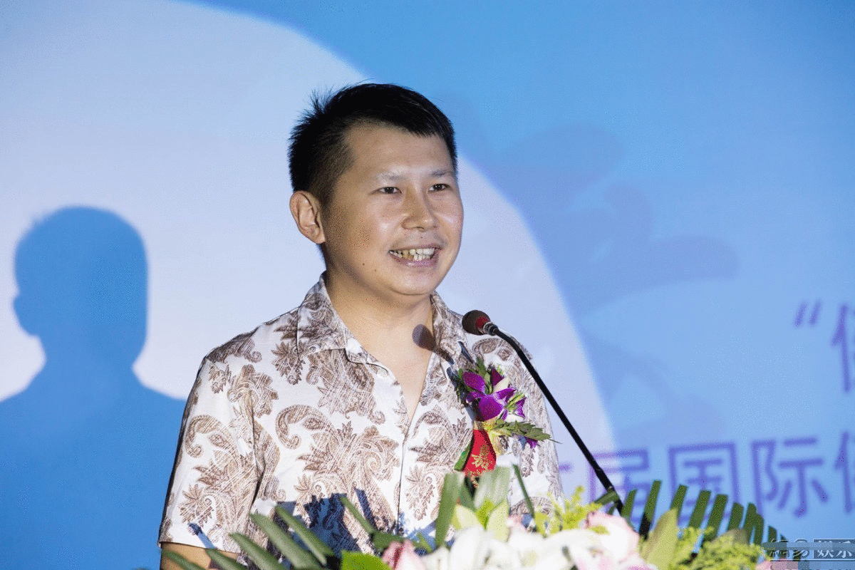 如果，当初的曹云金不退出德云社，现在顶多就是孟鹤堂这样的名气