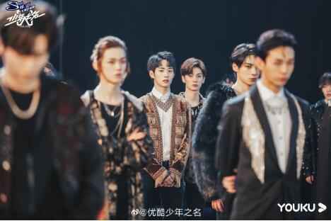 《少年之名》张艺兴重回十八岁 透露培训标准