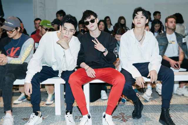 D七少年团再登全球中文音乐榜上榜 《The One》首次打榜活力洋溢