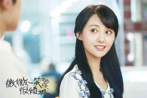 原来她也是整过容的，有人整得美若天仙，有人却没那么好运了