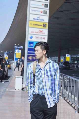 黎嘉浩：这个雨季留不住你，追梦路上再相见