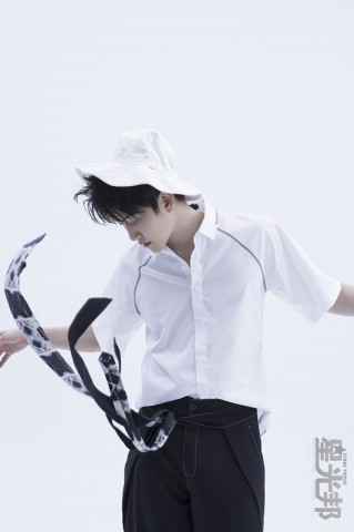 霸气外露!新锐歌手一修励志新单 《没有伞的孩子》今日全网发布