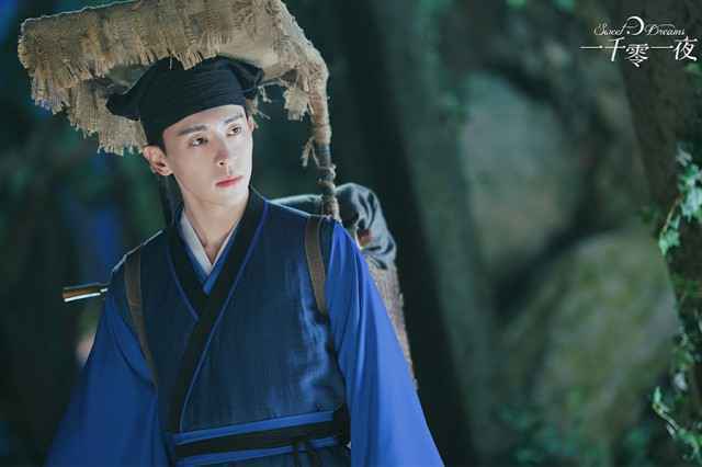 邓伦《一千零一夜》解锁高甜撩妹法 领带扎头发苏爆众人