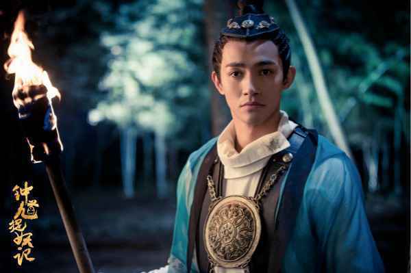 李子峰《钟馗捉妖记》破十亿 机智杨仁执巧取愚下木