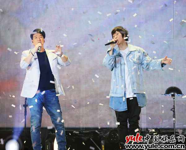 相隔16年台南开唱 五月天《好好好想见到你》演唱会5场吸12万人