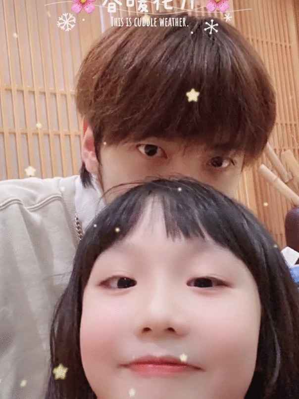 暗示离婚？洪欣晒与儿女合照秀幸福，喊话一家人一起却独缺张丹峰