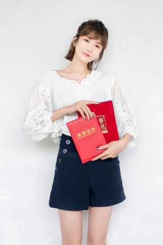 儿童节小情歌!陶昕然单曲《静夜思》上线 女儿献声C位出道