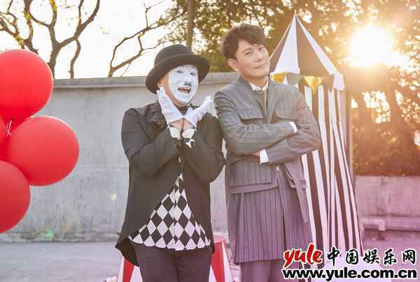 张信哲新专辑《就懂了》成绩斐然 《在不在》MV 3.26生日惊喜上线