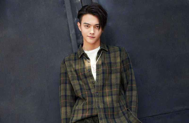 《快乐大本营》节目预告：热巴携手三位男神大驾光临，网友：期待