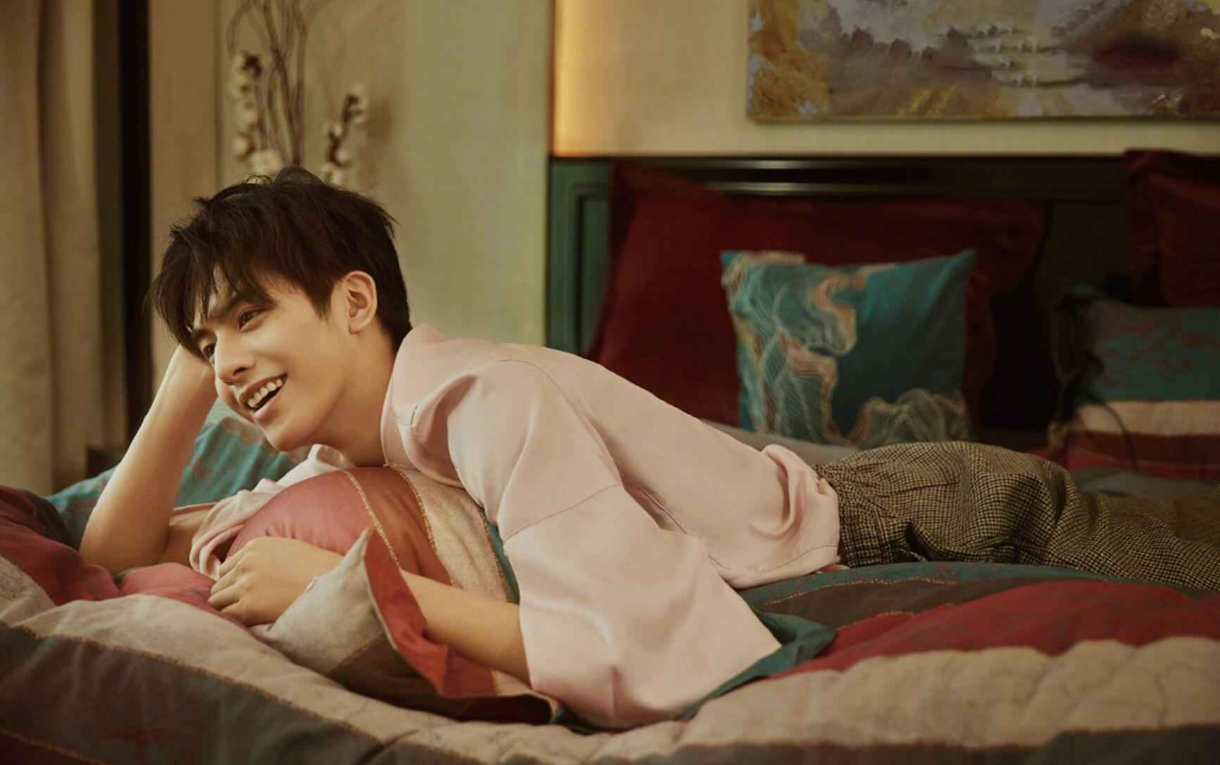 《向往》开录，谭松韵任嘉伦同框不算啥，黄晓明和这位顶流是看点