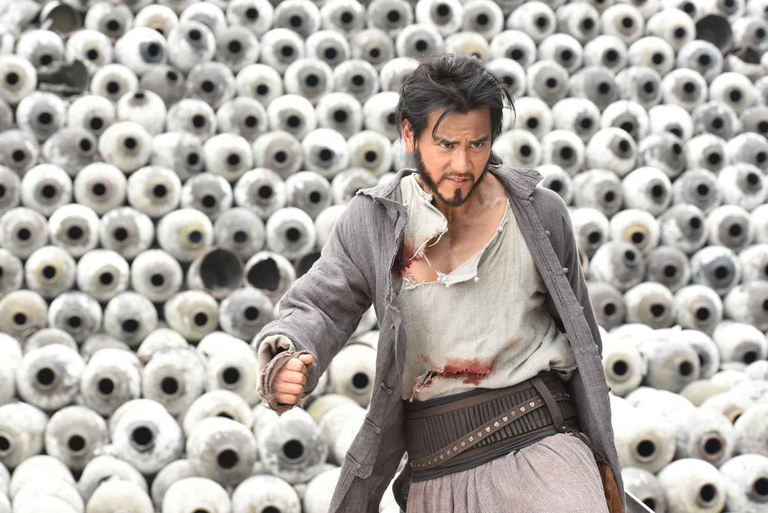 彭于晏嘴炮开挂演绎“另类侠客”