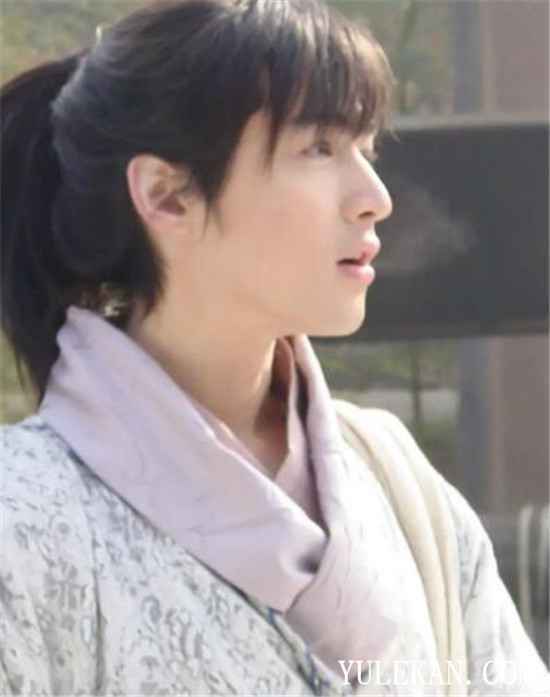 《仙剑》罕见花絮照首曝光 这位帅气的小帅哥到底是谁呢？