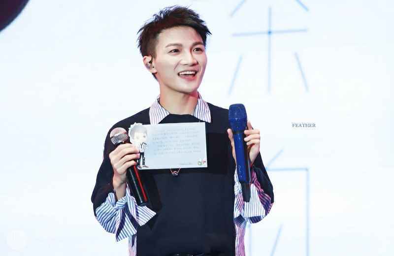 《了不起的长城》最新一期，周深户口本上名字居然叫周星星