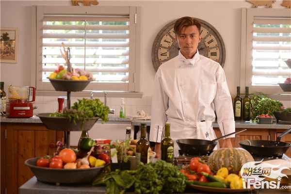 谢霆锋启动年度锋味体