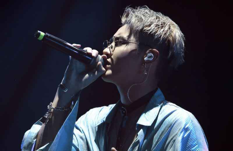 《潮流合伙人》杀青，吴亦凡独守公寓，众人拥抱含泪离开日本