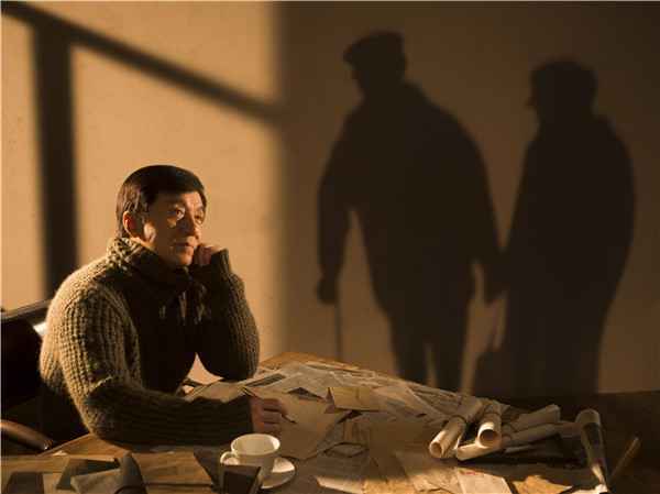 成龙羡慕父母爱情 后悔没说我爱你