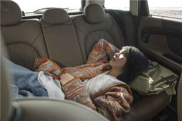 刘若英初春暖心大片“活力感”十足