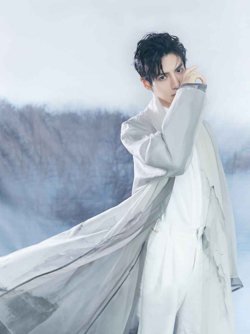 罗云熙惊艳亮相演唱《琵琶行》 演绎经典文化新风姿