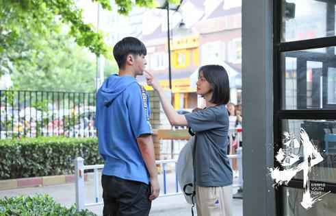 赵宝刚《青春斗》快节奏剧情映射现实 郑爽徐洋组CP狂撒糖