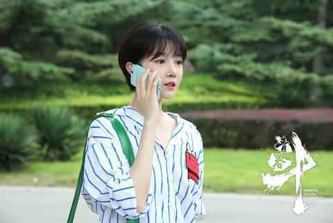 赵宝刚《青春斗》快节奏剧情映射现实 郑爽徐洋组CP狂撒糖