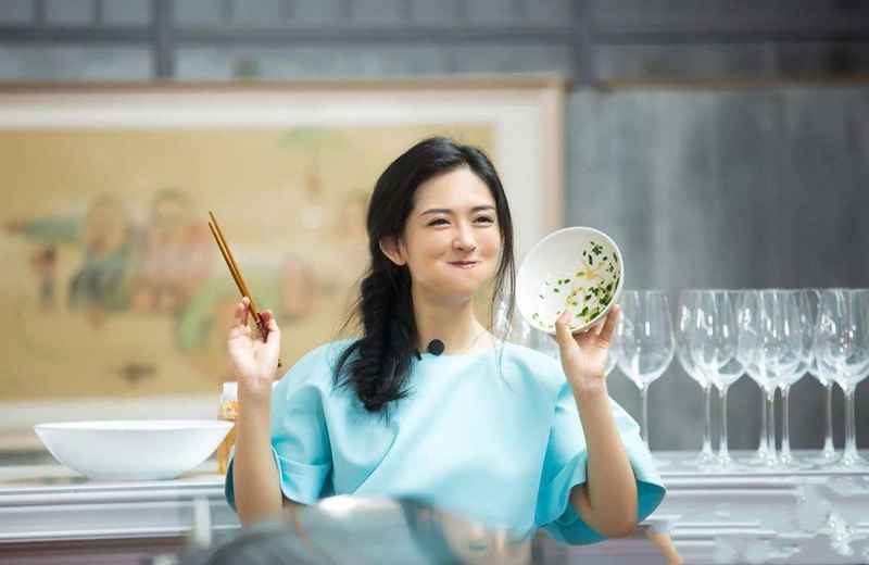 《快乐大本营》主持人谢娜,一路成长,一路蜕变,值得大家学习