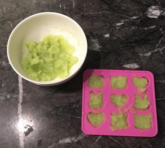 暖爸下厨！林志颖为双胞胎儿子做辅食