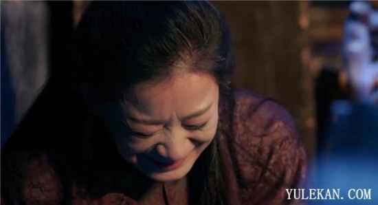 胡尚仪为什么在胡善祥成为太孙妃之后就开始装疯卖傻？