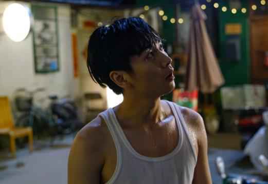 陈晓本色出演新剧热播吸粉不断 戏里戏外展现有趣的灵魂