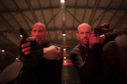 《速度与激情：特别行动》公布全新官方剧照 强森、杰森青筋凸起联袂作战