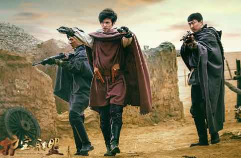 钟欣潼陈楚河首秀民国武功,爱奇艺《护宝联盟》明日开播