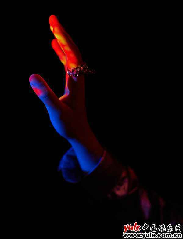 见证梦想开花！任嘉伦首张个人音乐专辑《三十二·立》如约而至！