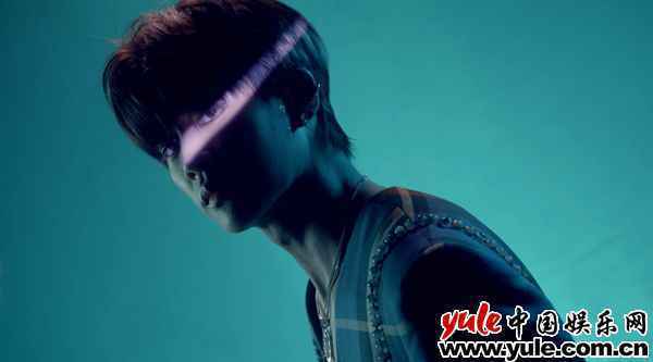 见证梦想开花！任嘉伦首张个人音乐专辑《三十二·立》如约而至！