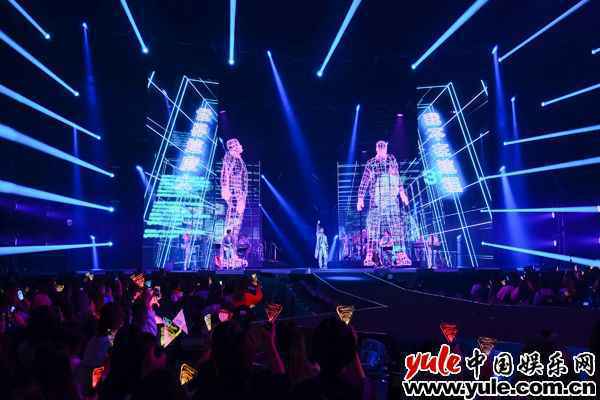 2鼓鼓吕思纬将带着《听到请回答Connecting…》演唱会前进高雄 歌迷许愿成功! 鼓鼓吕思纬《听到请回答Connecting…》巡回演唱会8/21前进高雄