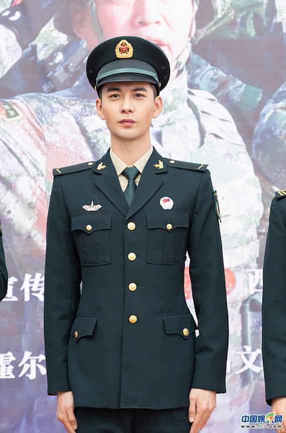 陈星旭《号手就位》上星首播  演绎火箭军飒爽英姿