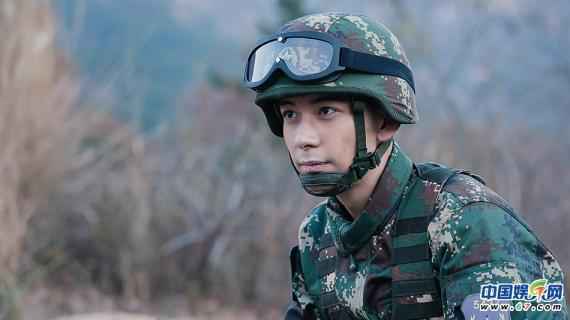 陈星旭《号手就位》上星首播  演绎火箭军飒爽英姿