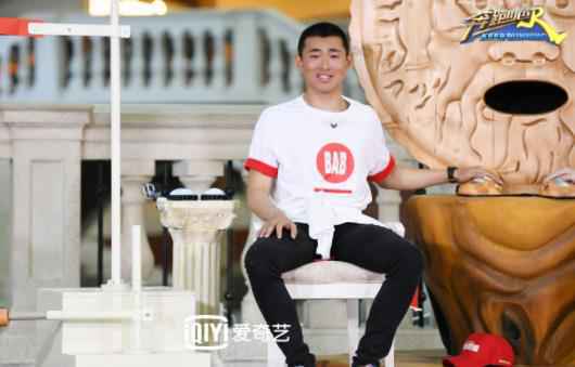 爱奇艺《奔跑吧》陈立农加盟收官之战 王彦霖开嗓“宠弟”