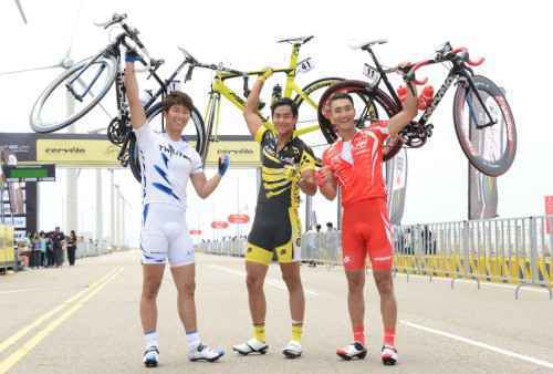 彭于晏《破风》骑行结挚友 要组偶像男团